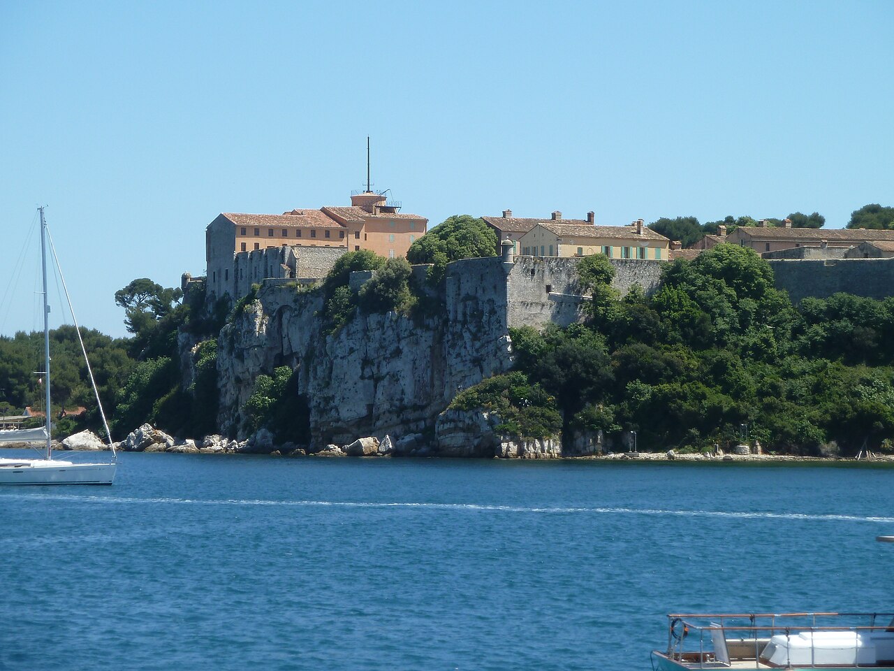 Littoral de l’île Sainte-Marguerite (Lérins)