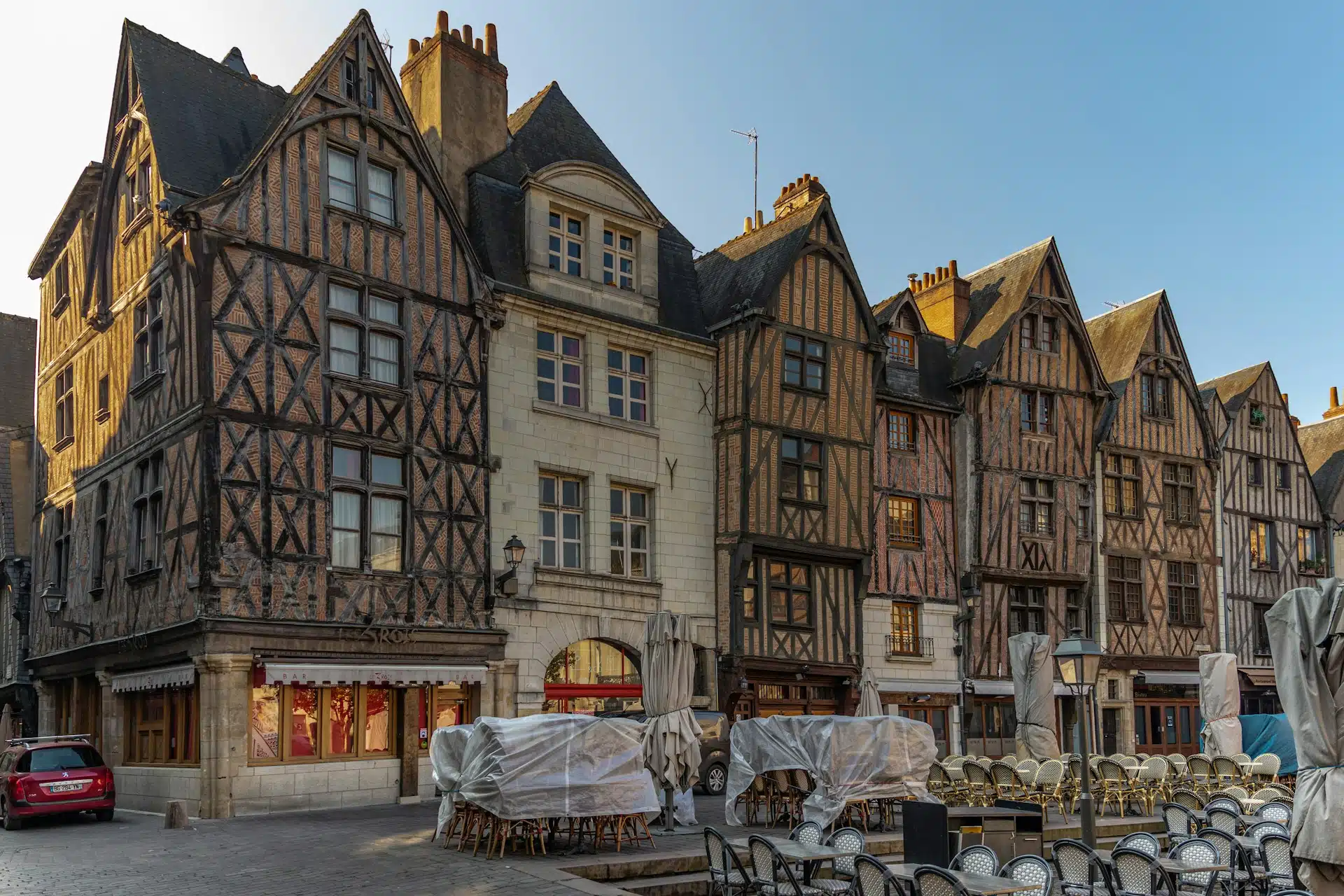 Place Plumereau in Tours