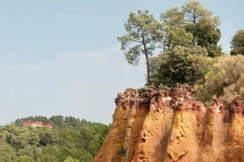 Roussillon Oker Yolu'nda yürüyüş