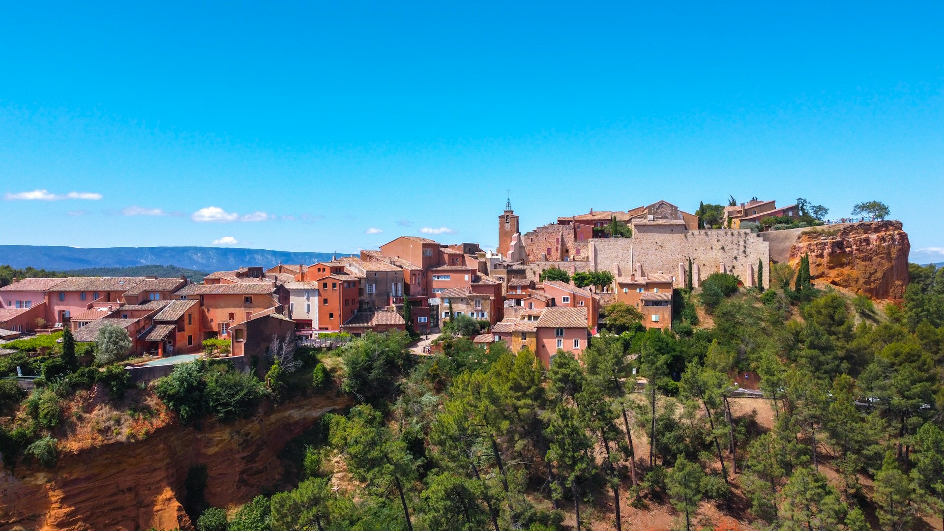 Roussillon village facades