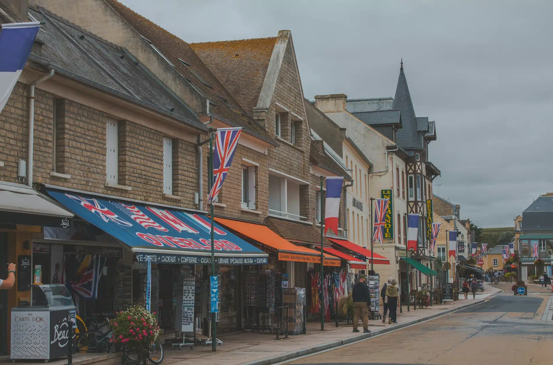 The main street of Arromanches, close to the D-Day Museum